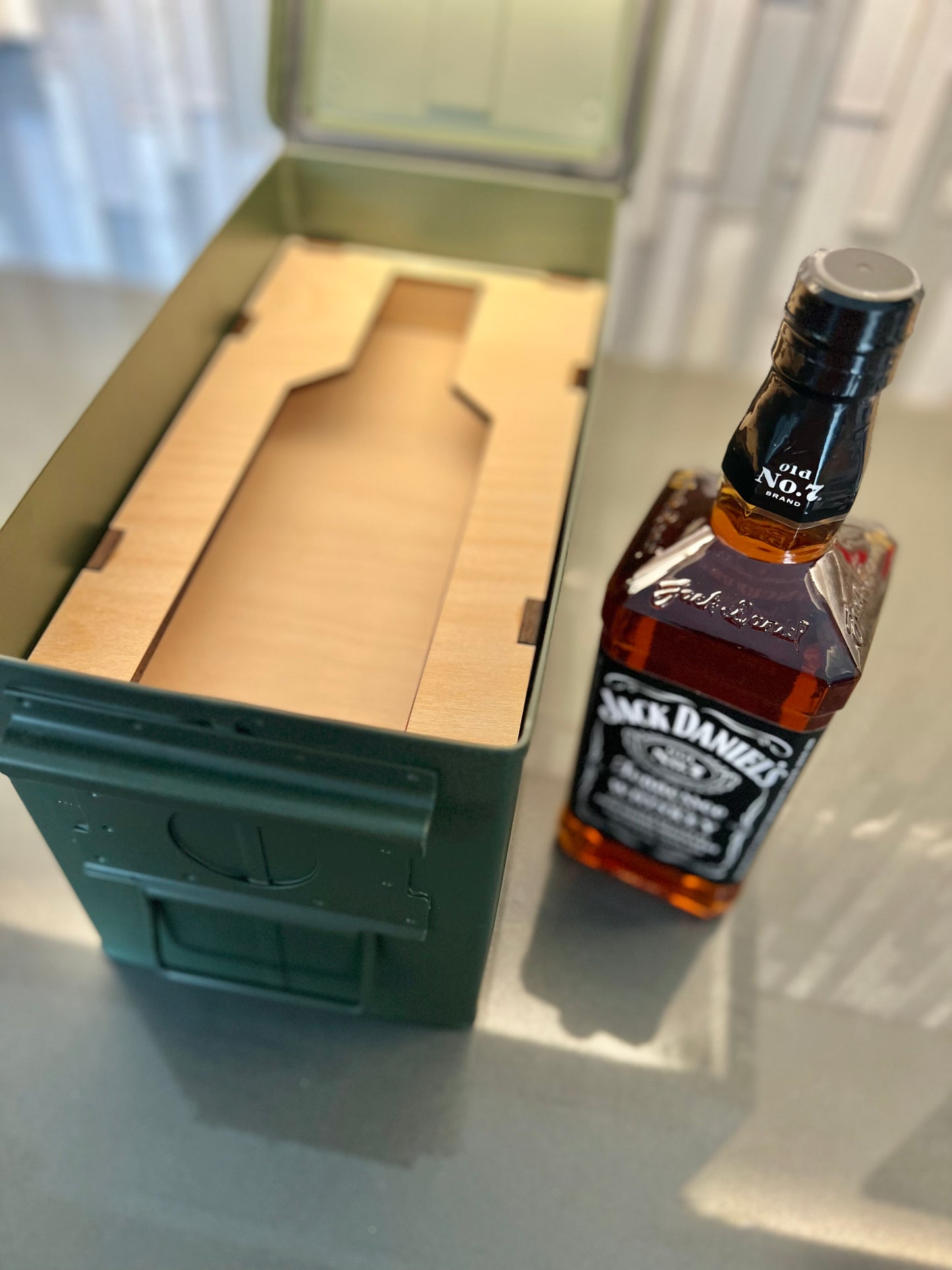 Custom ammo can liquor set